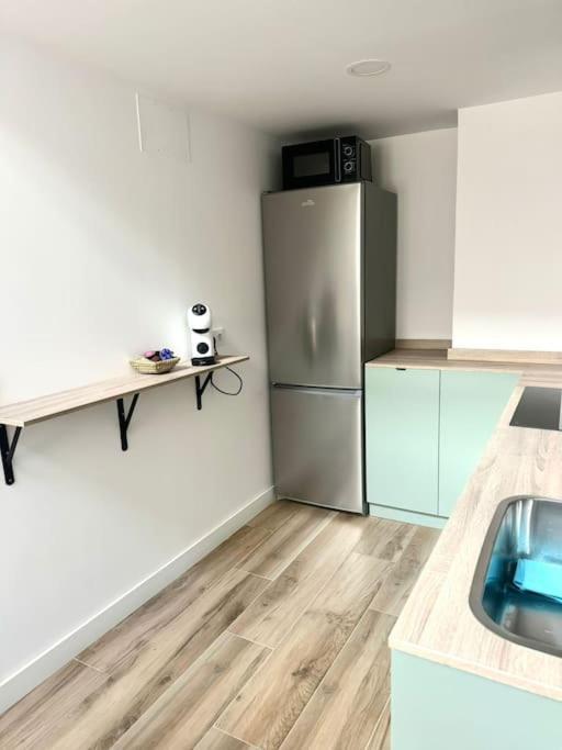 Gran Apartamento A Pie De Calle Valencia Eksteriør billede