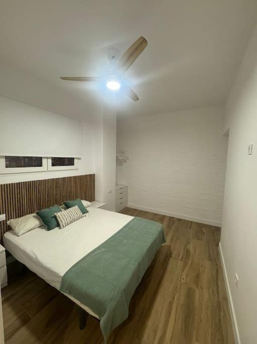 Gran Apartamento A Pie De Calle Valencia Eksteriør billede