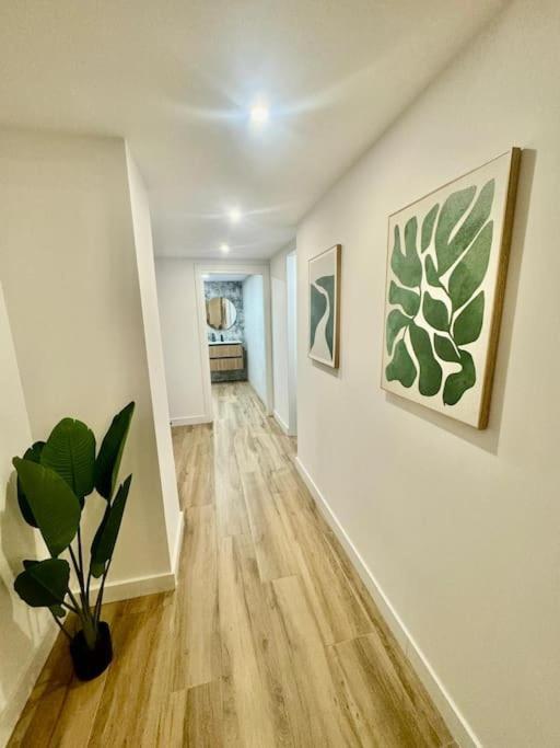 Gran Apartamento A Pie De Calle Valencia Eksteriør billede