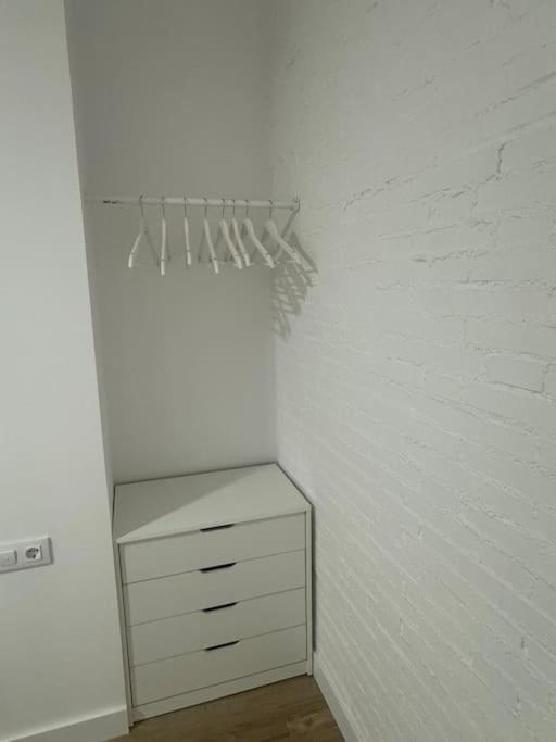 Gran Apartamento A Pie De Calle Valencia Eksteriør billede
