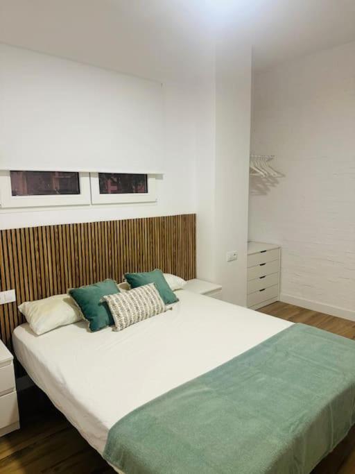 Gran Apartamento A Pie De Calle Valencia Eksteriør billede